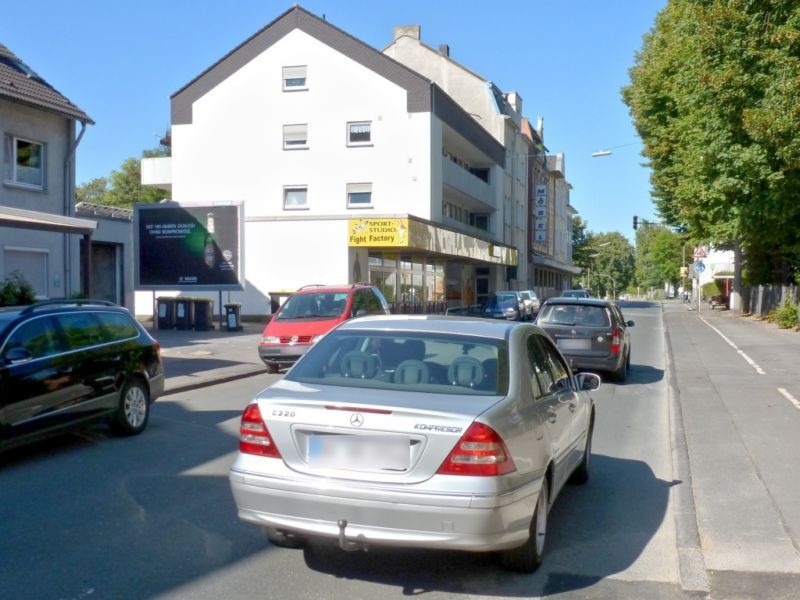 Altenderner Str.  34 li. quer