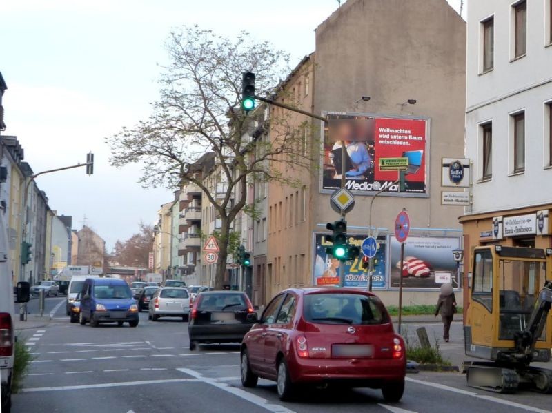 Kalk-Mülheimer-Str. 156 re. quer