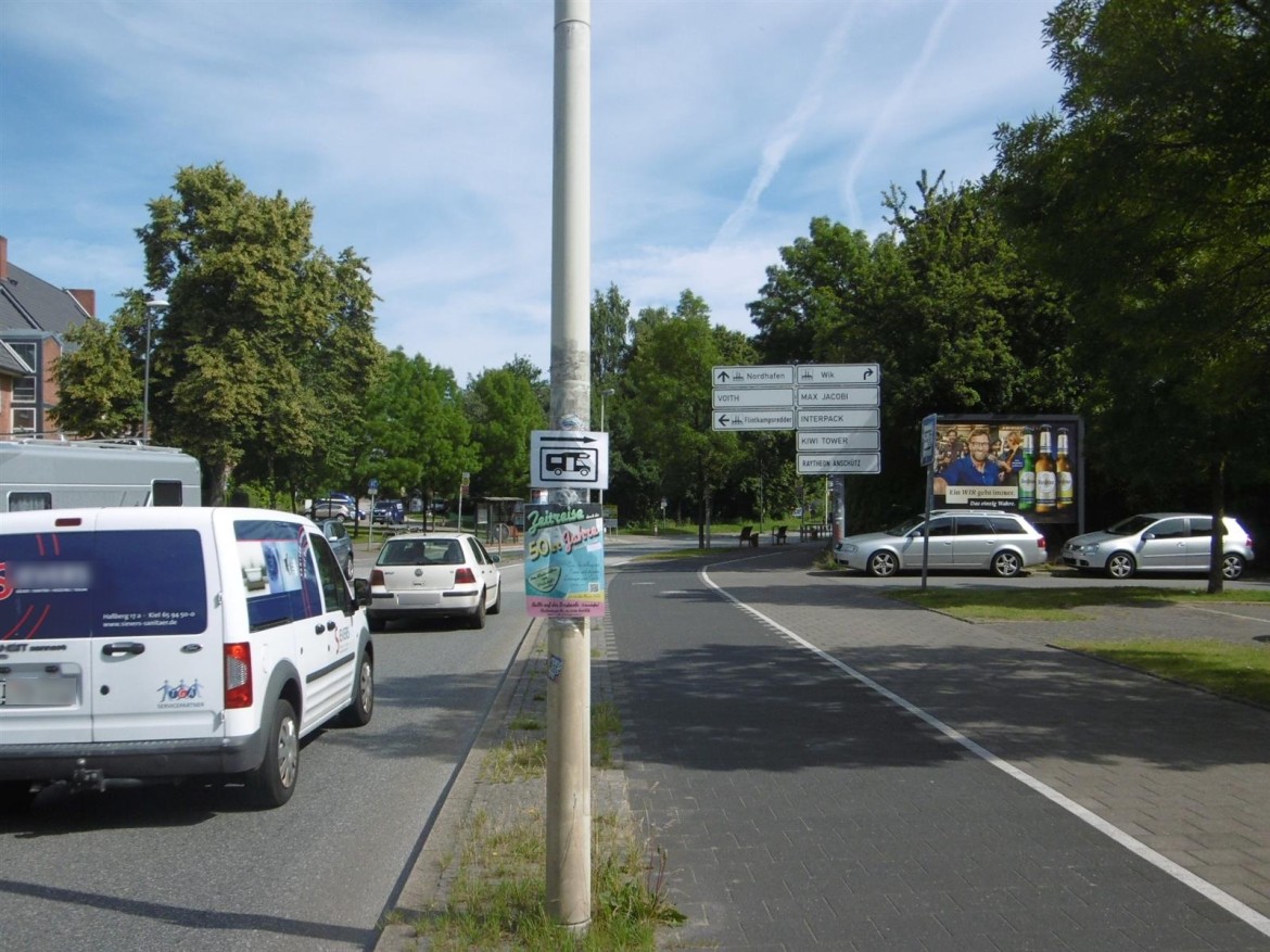 Schleusenstr. geg.  1/Nh. Prinz-Heinrich-Str. quer