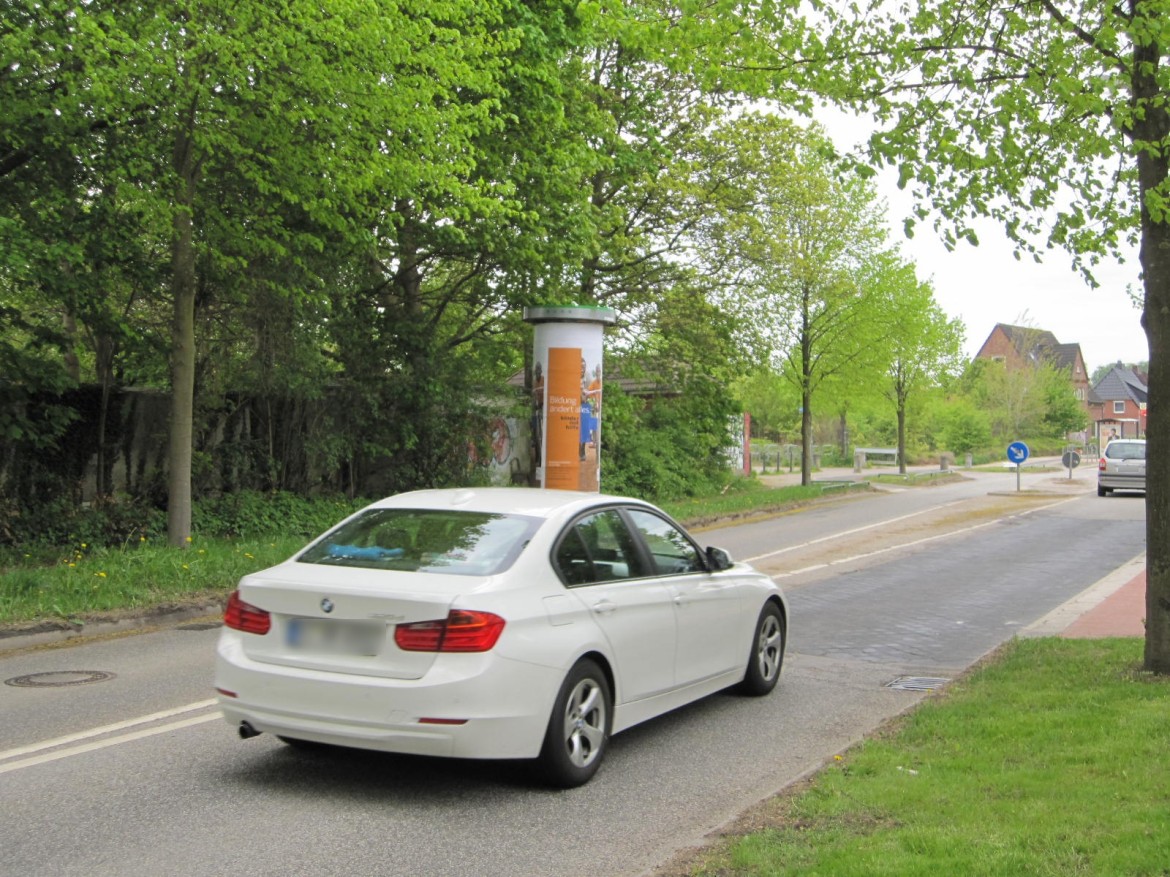 Hasseldieksdammer Weg/Kilia Sportplatz
