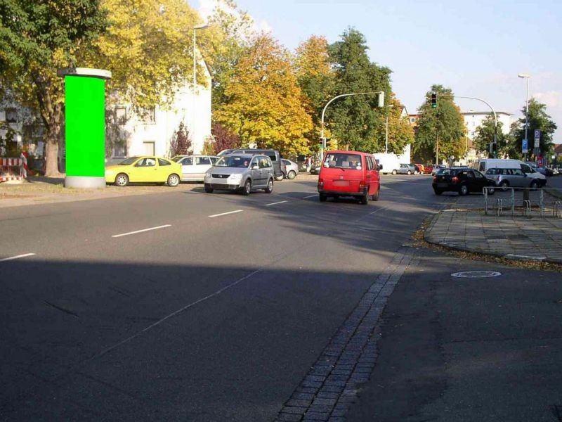 Breslauer Str.  33/Oppelner Str.