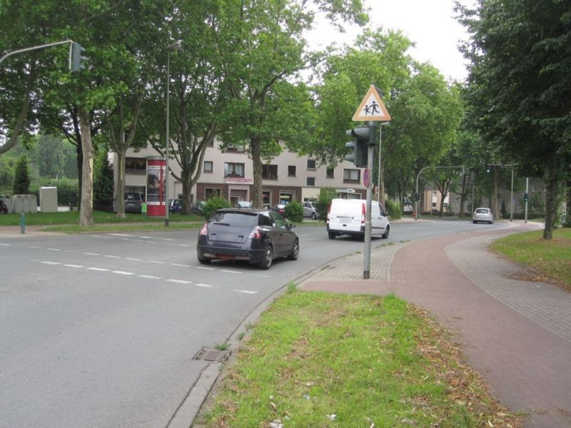 Möhlenkampstr.   5/Ostackerweg