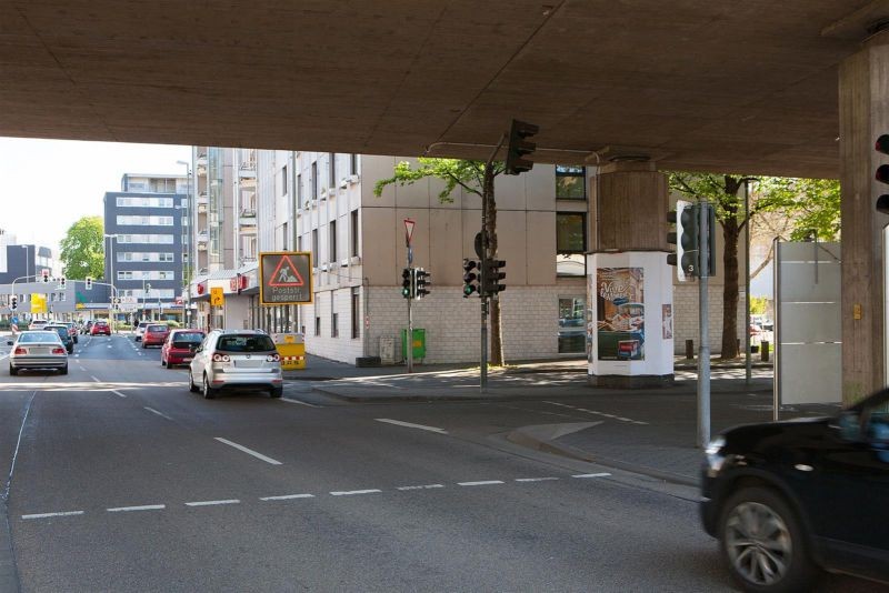 Weidenauer Str. neb. 142