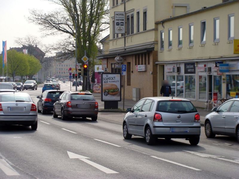 Hannoversche Str.   1