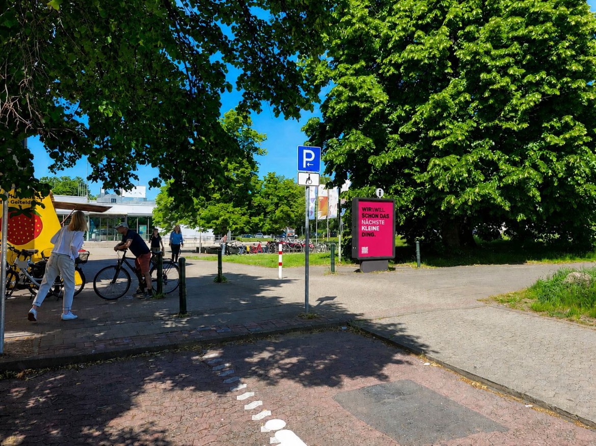 Wittenbergstr.  10