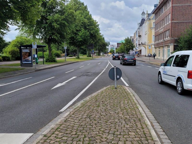 Deichstr./Konrad-Adenauer-Allee/aussen