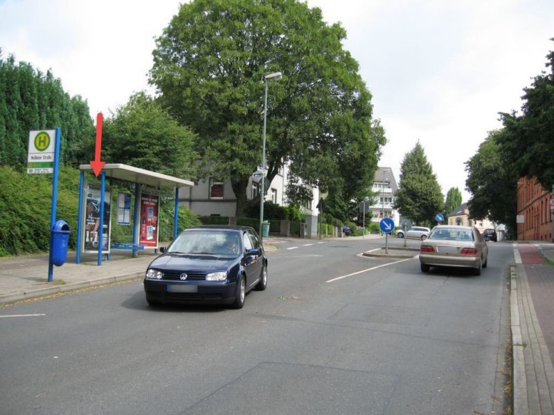 Heißener Str. re. neb. 66/Altstr./li.VS