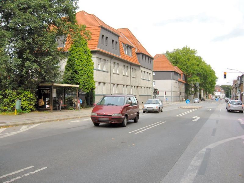 Polsumer Str. 211/HST Valentinstr./Ri. Buer/We.li.