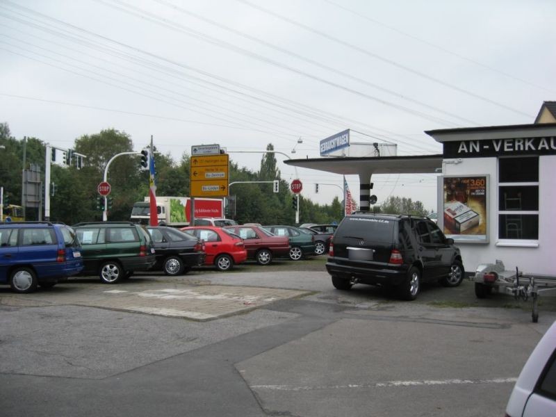 Munscheider Damm/Hattinger Str./re.