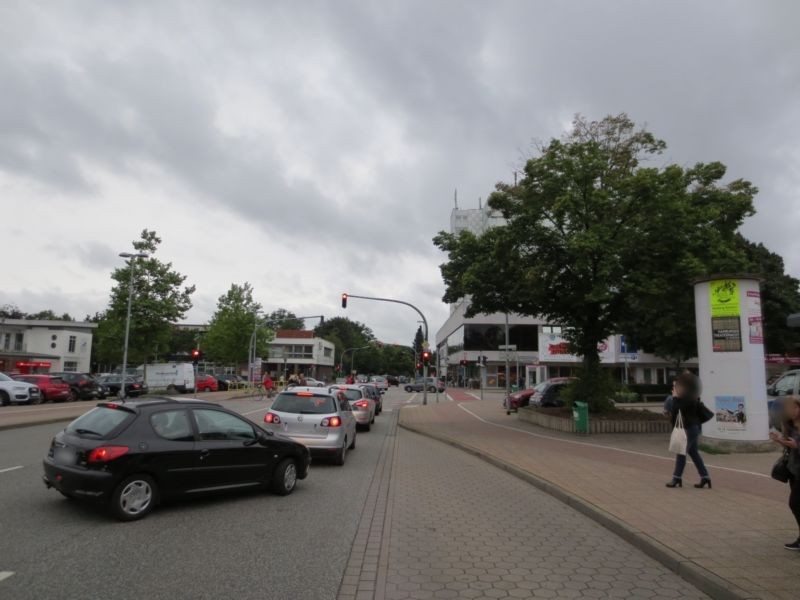 Marktplatz/Falkenbergstr. li.