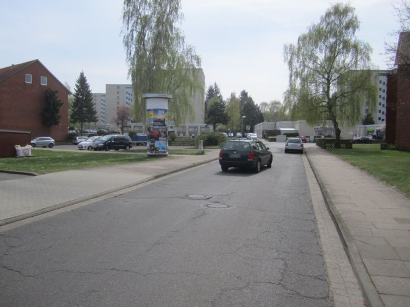 Magdeburger Str. geg.   3 li.