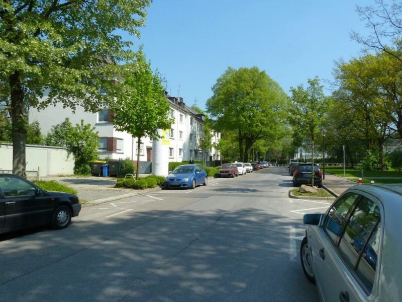 Moritzstr. 4-12 re. Nh. Eduard-Lucas-Str.