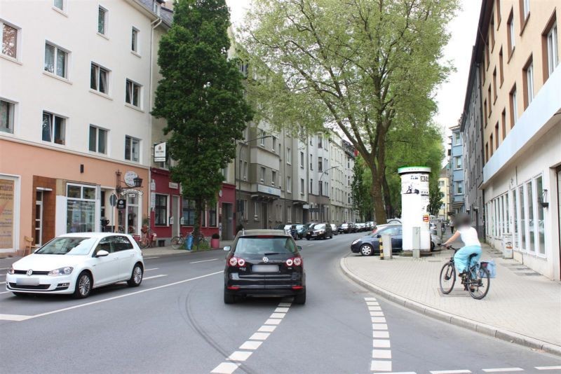 Oskar-Hoffmann-Str./Universitätsstr. 71/We.li.