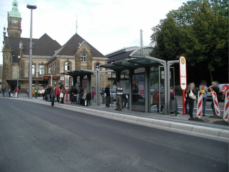 Hbf. Bussteig 2 Sicht Hansa-Centrum