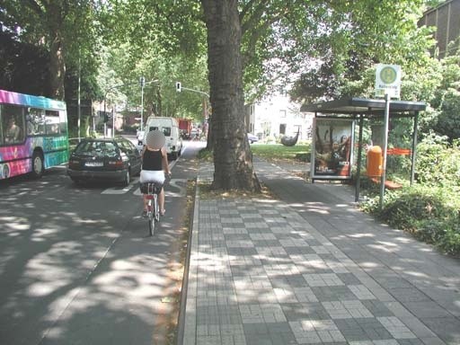 Friedrich-Ebert-Str./HST Kaiserplatz/saw./We.re.