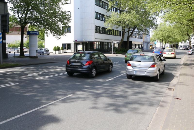 Elsa-Brändström-Str./Am Zwinger