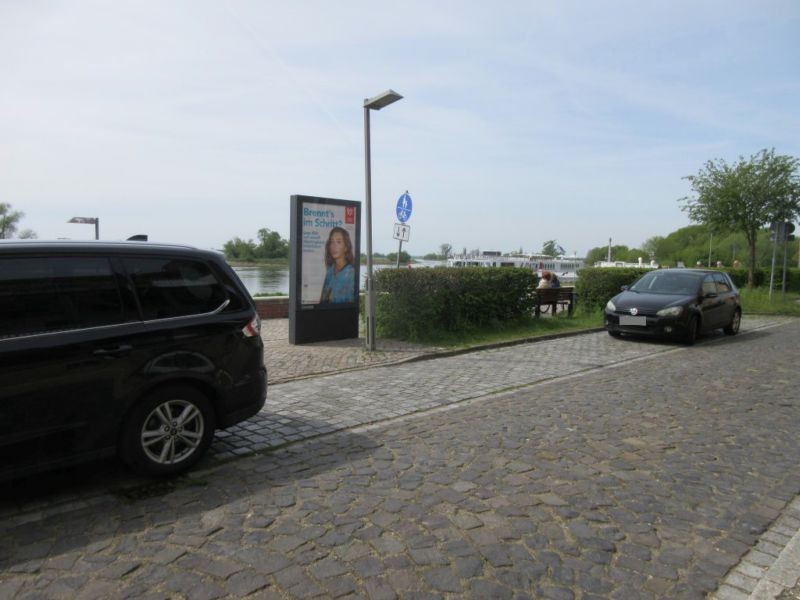 An der Elbe vor Nr.6 VS