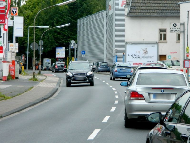 Weißer Str. 151 re. quer