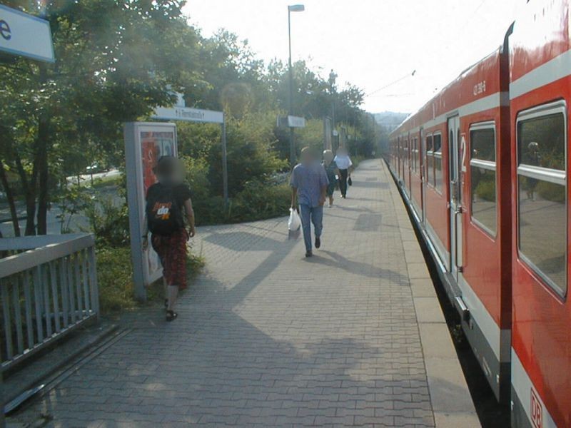 S-Bf Nürnberger Str., Bstg., Gl. 4, 2. Sto.