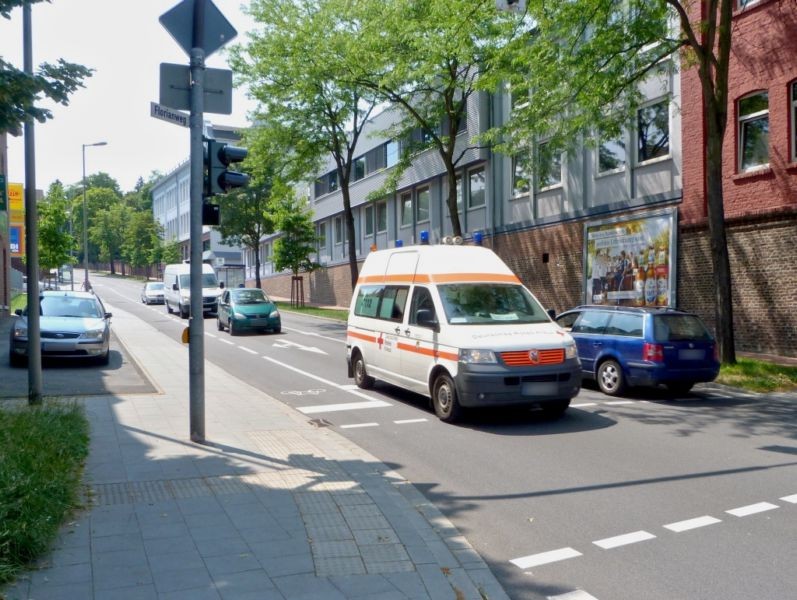 Stich   2 geg. Florianweg li.