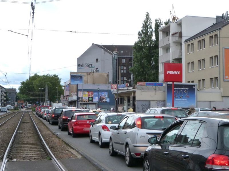 Ehrenfeldgürtel  93 re. quer