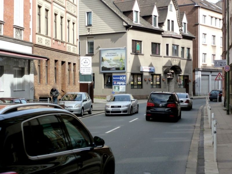 Krayer Str.  45 li. quer