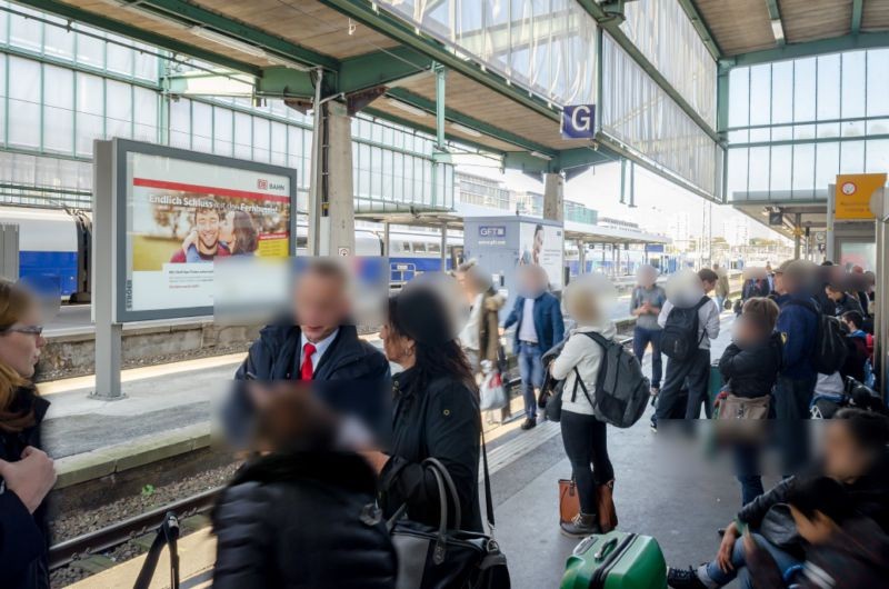 Hbf, Zw.-Bstg.(SY14)Gl.  8/9, 3. Sto., Si. Gl. 9