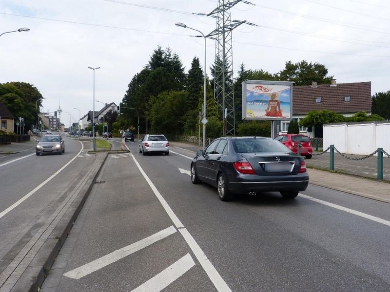 Saarner Str. neb. 300/We.re. CS