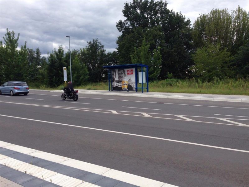 Berliner Chaussee/Kreisverkehr Ri. Waltersdorf