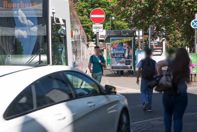 Wilhelmstr. HST Wilhelmsplatz saw. re. außen