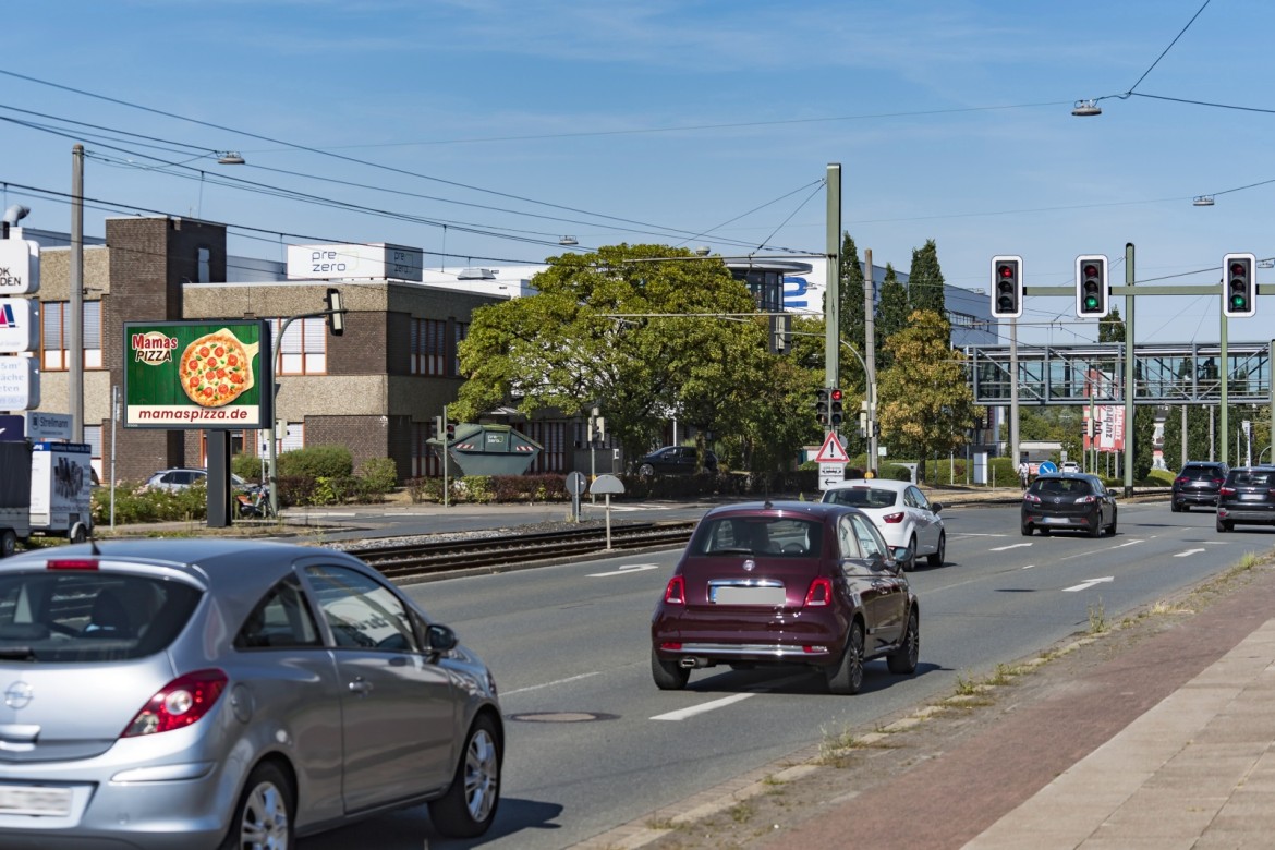 Herforder Str./Sattelmeyerweg We. li.