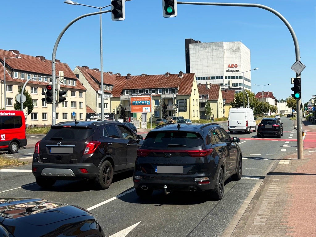 Hahler Str.  66 quer/We.li. CS