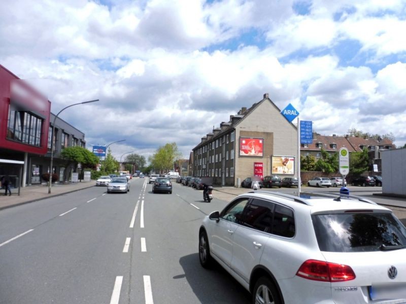 Gewerkenstr.  61 re. quer oben/Einf. REWE
