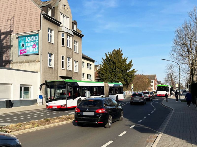 Osterfeldstr. 3 li. quer