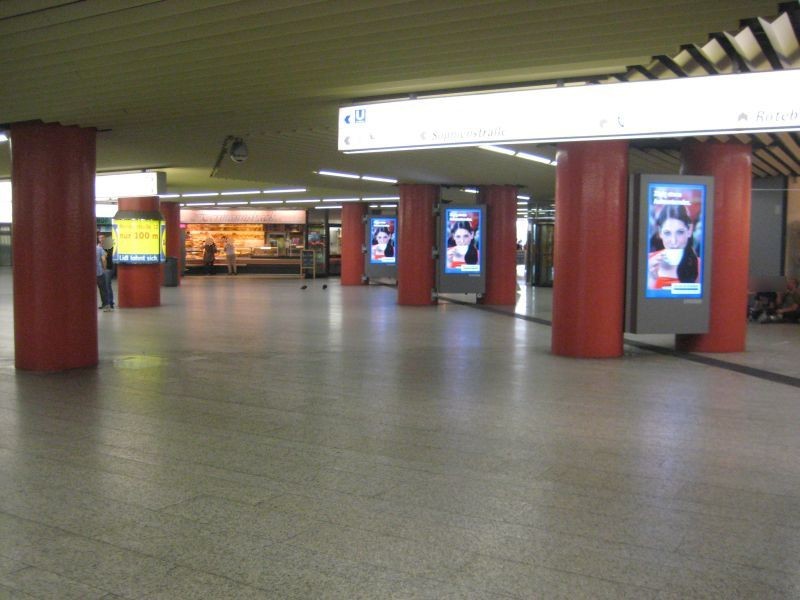 S-Bf Stadtmitte,Rotebühlpassage,Ri.S-Bahn,re.3