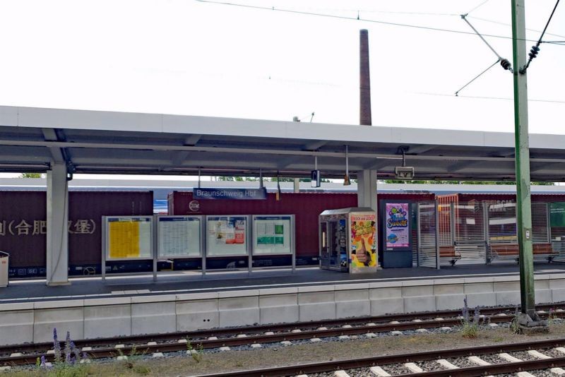 Hbf, Bstg., Gl. 5/6, West, Rückseite
