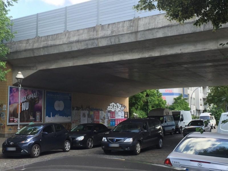 Tegeler Str.,DB-Brücke, RichtungLynarstr.