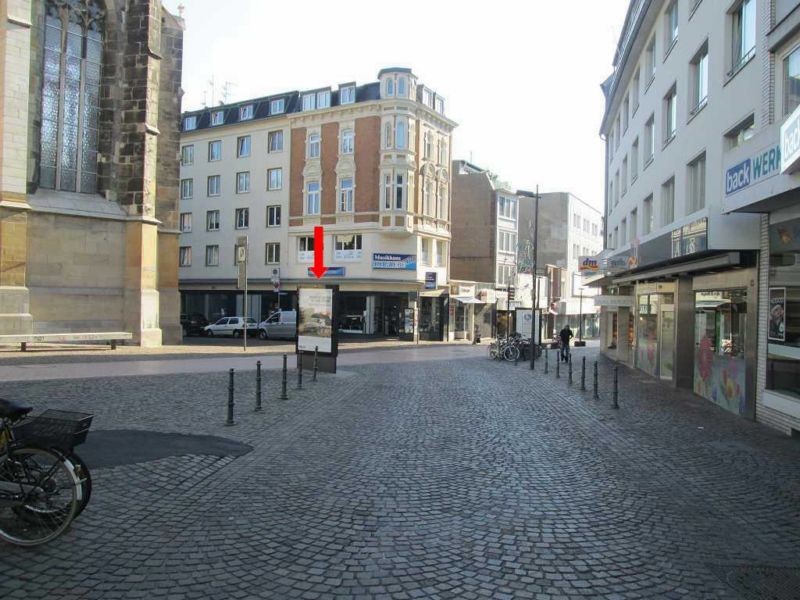 Grosskölnstr./Kleinkölnstr. Ri. Minoritenstr.