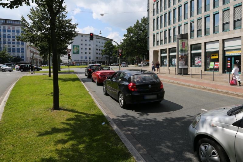 Paulusstr.   1/Willy-Brandt-Pl./S.3