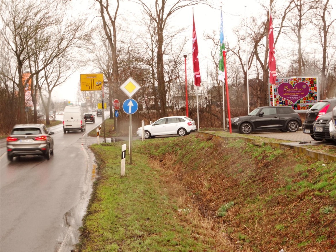 Landsberger Chaussee  21/Ein-/Ausfahrt Sprint