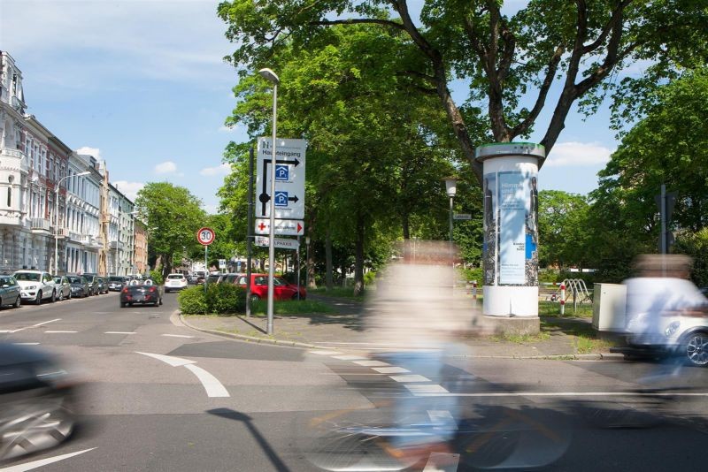 Lutherstr. 35/Nh. Lutherplatz